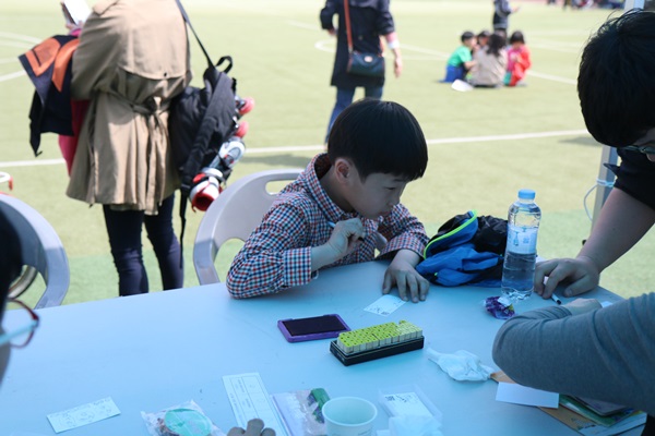 수화통역센터의 수화명함 만들기