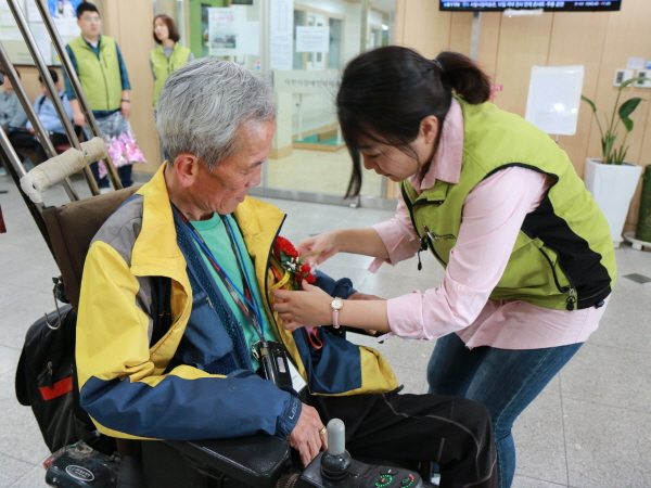 어버이 은혜 항상 감사하고, 사랑합니다!