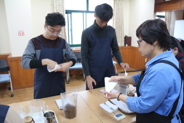 핸드드립 교육 사진