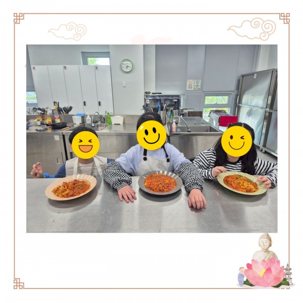 장애아동들이 직접 만든 사찰음식 완성(콩고기두부면파스타)