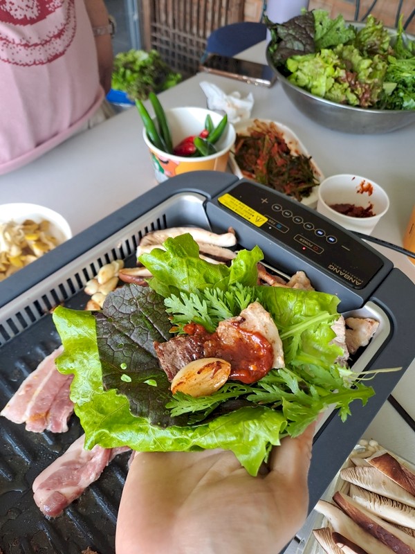 참여자 집에서 함께한 고기파티