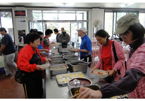 2012년 경기도장애인재활프로그램 수영동아리와 함께하는 가을여행을 다녀왔습니다.